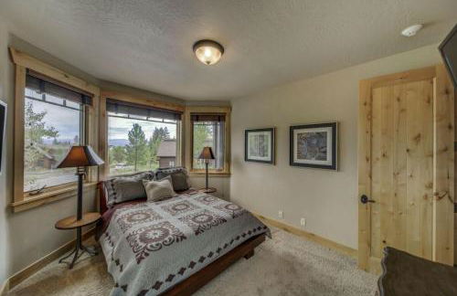 Bear Discovery Custom Tamarack Estate Home by Casago McCall - Donerightmanagement - Foto 28
