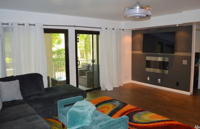 2BD Ground Floor Condo in Gated Gardens Pool Spa - Foto 4