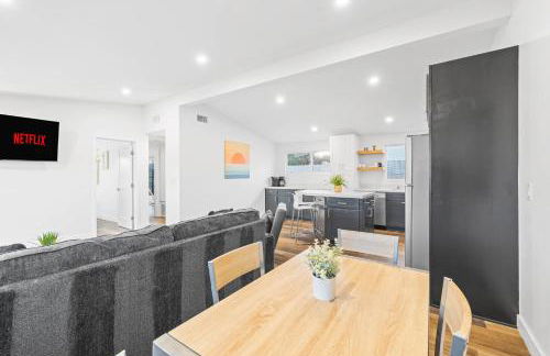 Dog-Friendly House with Hot Tub, AC, Game Room - Photo 26