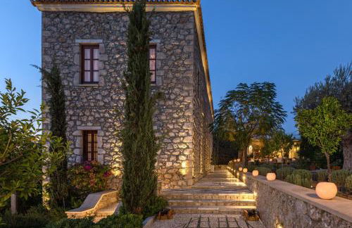 Mare Monte Luxury Suites - Photo 68