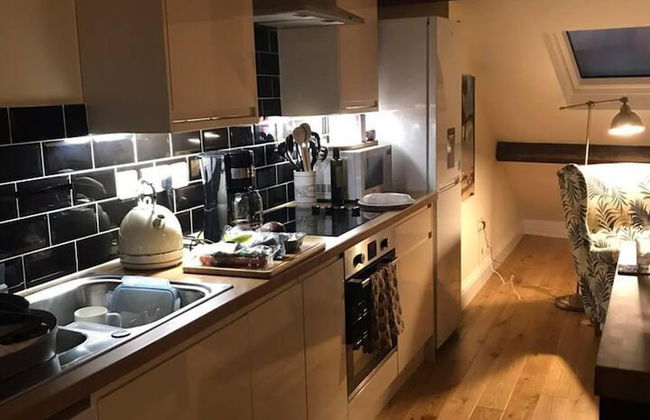 Modern Penthouse With Views in Stroud - Foto 8