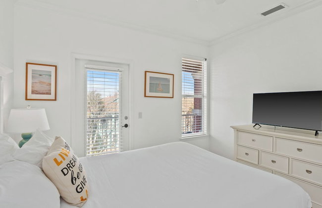 Coral By Avantstay Gorgeous Three Story Home w/ Two Balconies - Foto 49