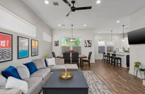 The Oasis - Modern 3BR Near Downtown - Med Center - Stadiums - Foto 6