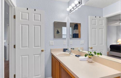 Cambria - Beautiful 4BR TH Near Disney in Resort - Foto 15