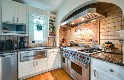 Historic Chambersburg Home with Pool and Game Rooms! - Foto 14