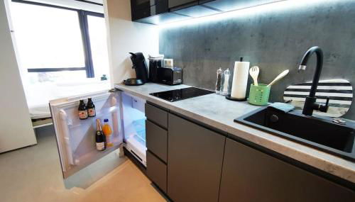 HH 06 by ROCKCHAIR - SUPERHOST Status - Modernes Apartment mit sonnigem Balkon & premium Boxspringbetten in Winterhude - Hamburg Top Geheimtipp - Foto 3