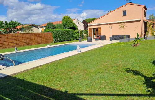 Jolie maison avec piscine - Photo 1