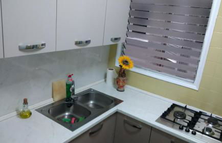 Sunny and Newly Renovated Apartment Large Balcony - Foto 18