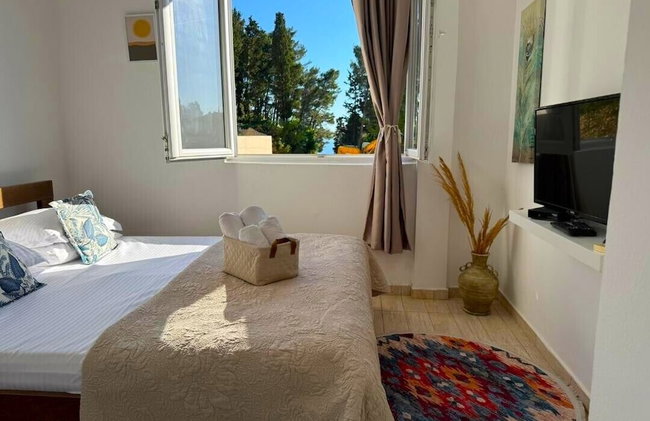 Deluxe Studio Apartment with Sea view - Photo 19