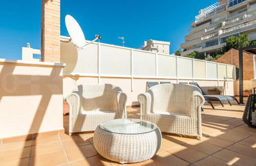 Seaside stay with large terrace, pool & parking REMS - Foto 24