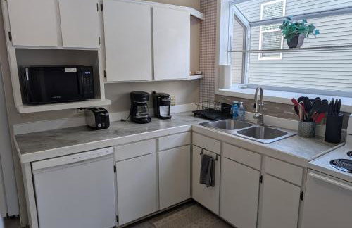 Centennial House - Great Location with Lakeview! - Foto 25