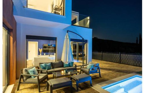 Amazing Home In Dicmo With Kitchen - Photo 15