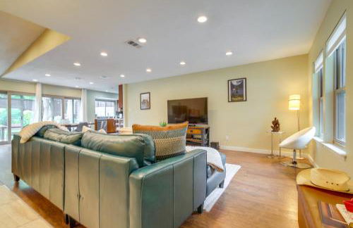 Austin Home Near Zilker Park with Yard Pets Allowed - Photo 5