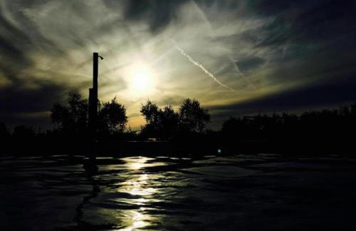 Huge Holiday Home in Marina di Castagneto Carducci near Sea - Foto 87