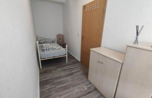 schöne 2 Raum, 2 - 3 Bett FeWo in Schönebeck - Foto 8