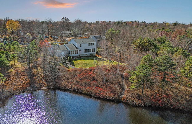 Laker's Pointe by Avantstay Lakefront Private Peninsula Hot Tub, Game Room - Foto 1