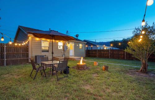 Charming 2BR Retreat - Pet Friendly! - Foto 24
