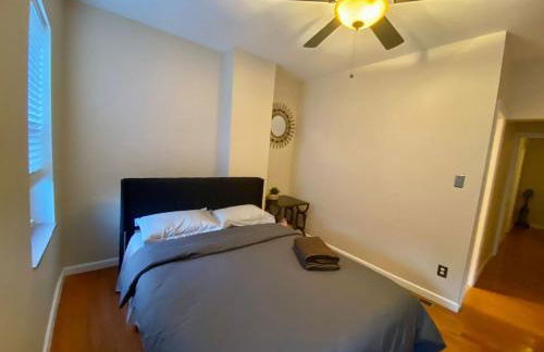 Historic Townhouse Oasis with En-suite Bathroom - Foto 19