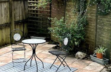 House in Drymen Village with free local health club access - Photo 14