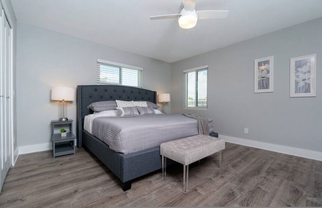 Villa Capri - Waterfront Retreat With Heated Pool - Foto 41