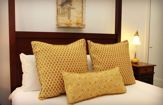 CocknBull Boutique Hotel - Photo 2