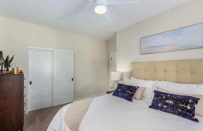 Modern Arcadia Estate Htd Pool Bikes Chef Kitchen - Foto 20