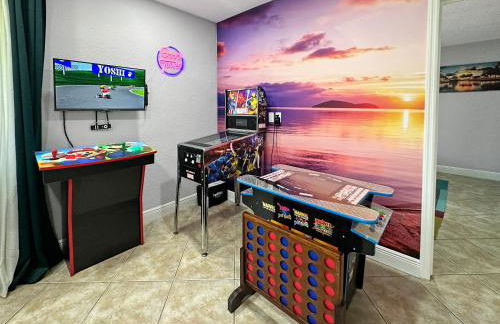 Vacay Spot Happy Escape 15 Min Beach Massage Shower Prime LOC! 6 blocks away from Bars, Nite Clubs, Res, Shops - Photo 15