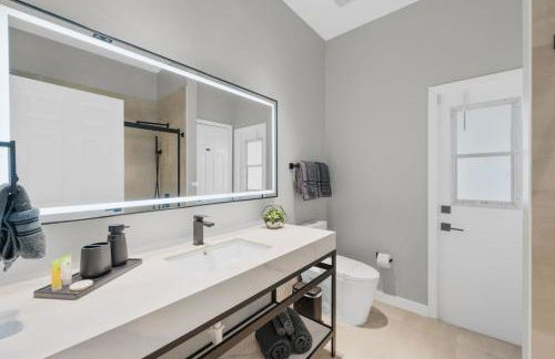 Vacation Sunset Home with Private Pool and Grill 5390 - Photo 26