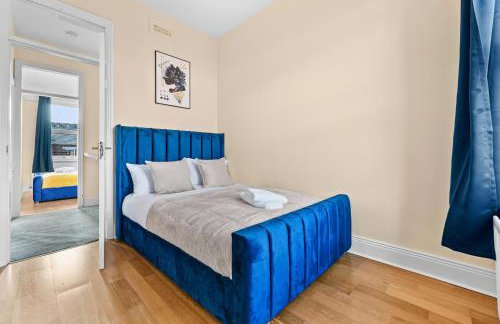 3 Bedrooms Elegant Homely House, Sleeps 6 Comfortably with 4 Double Beds, Newcastle, Free Street Parking, Business Travellers, Contractors, & Holiday Goers, Near all Major Transport Links in Newcastle & City Centre - Foto 14