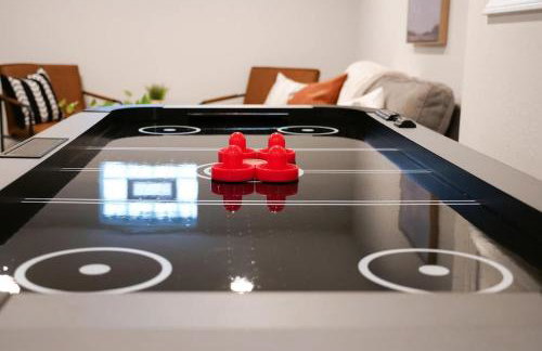 Family Friendly 4 BR Home Close To Downtown CLE! - Foto 49