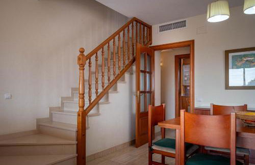 AT130 Casa con piscina privada, aire acondicionado y garaje - Foto 14