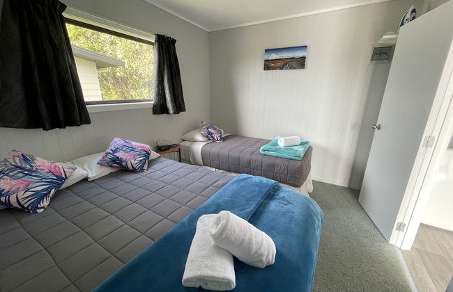 Motutere Bay Top 10 Holiday Park - Photo 16