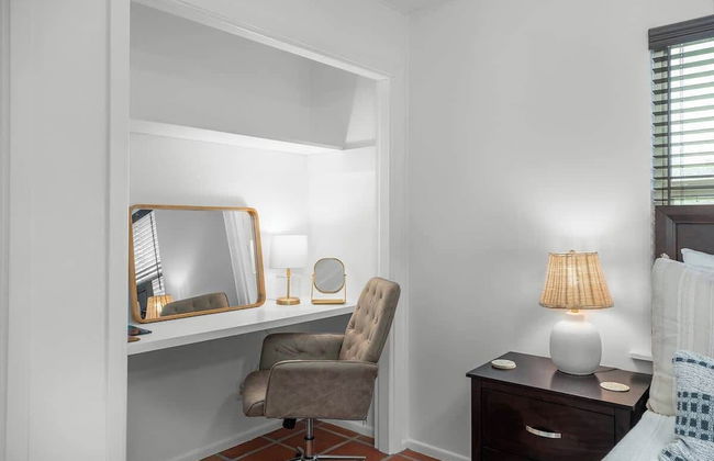 Pecan Retreat-half Mile to Main - Foto 8