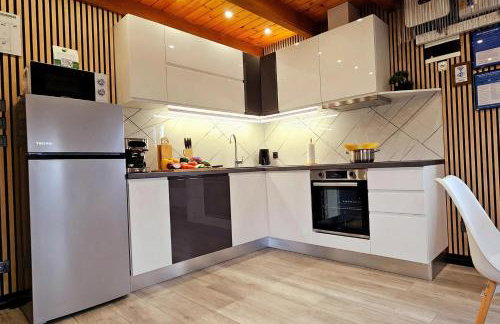 AquaHaven With Private Pool And Wellness - Happy Rentals - Foto 26