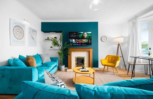 3 Bedroom House - Garden - Parking - Interior Designed - Netflix - Wifi - 52H - Foto 9