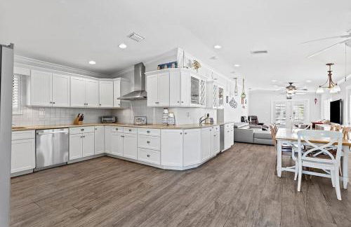 Paradise Cove - Waterfront Private Pool Home, 2 Mins to Open Gulf, 60' Dock - Foto 5