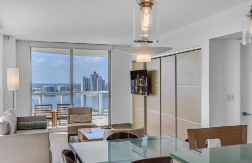 Steps to the Sand Beachfront Escape- 25th Floor Views - Foto 50