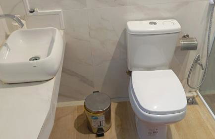 Casa grande com 3 suítes, piscina e área gourmet com churrasqueira - Foto 3