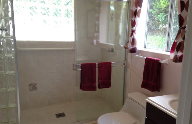 Hale Kiana - Foto 20