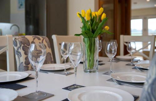 6 The Salterns - Yarmouth - Photo 30