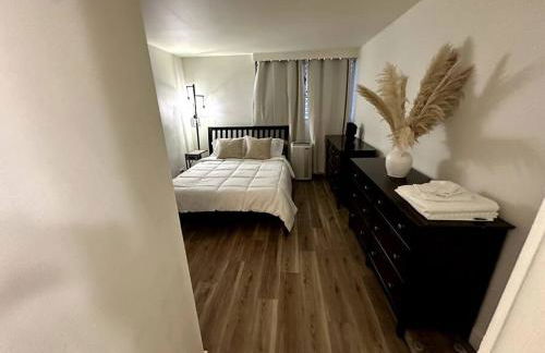 Cozy Centrally-located Condo in Honolulu - 30 day minimum stay - Photo 7