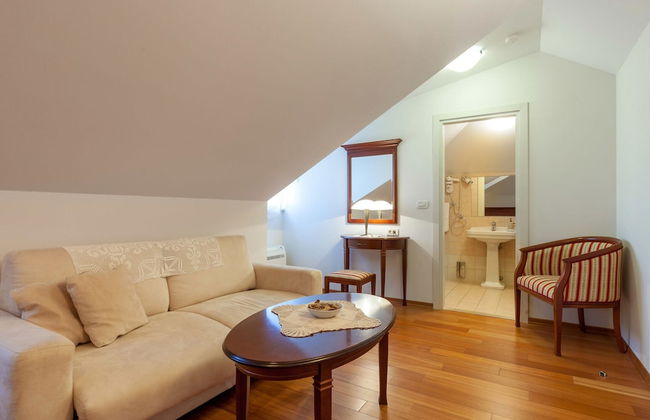 Villa in Selca With Pool Near Adriatic Sea - Photo 10