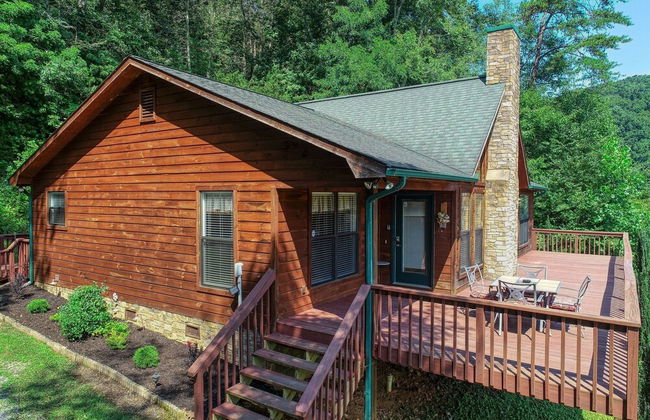 Moosetrax - 3 Bedrooms, 2 Baths, Sleeps 6 Cabin by RedAwning - Photo 26