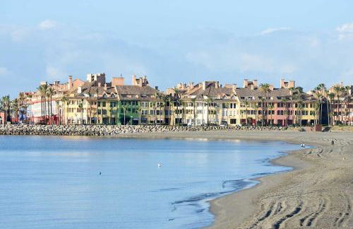 Luxury, beach front, two-bedroom apartment - Foto 21