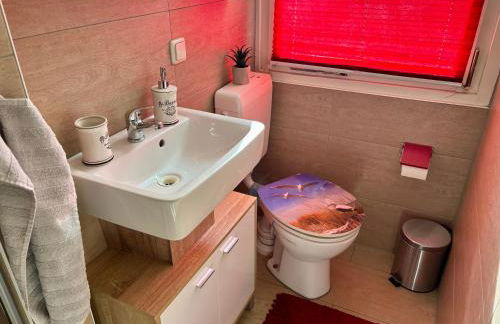 Bungalow-Jessern Ferienhaus im Grünen mit Seeblick - Foto 37