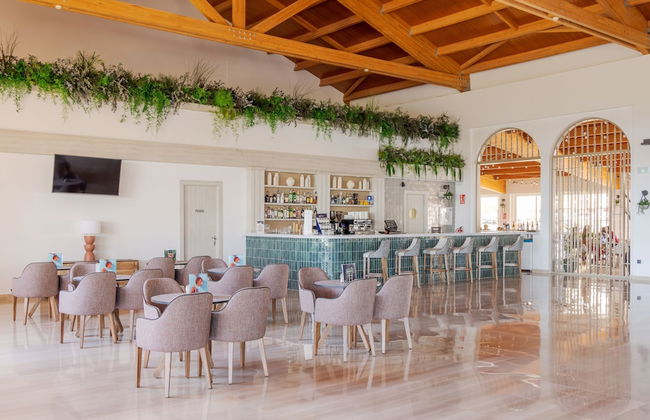 Aparthotel ILUNION Sancti Petri - Foto 7