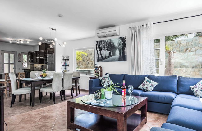 Villa Antares - Photo 5