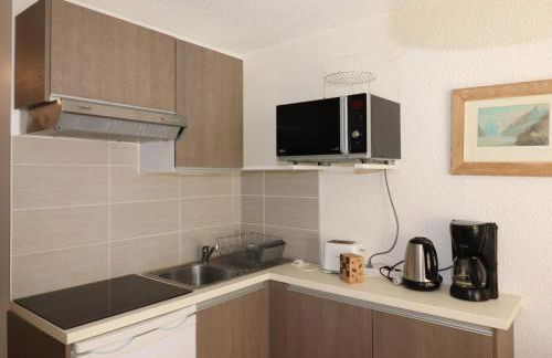 Studio rénové avec balcon, proche pistes, animaux acceptés - FR-1-502-415 - Foto 4