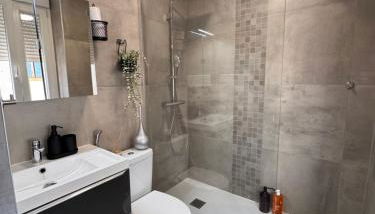 Cozy apartment 15 minutes from Lyon - Foto 4