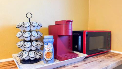 Sleeps 8 2 Full Apartments with 3 Beds and Parking - Foto 4